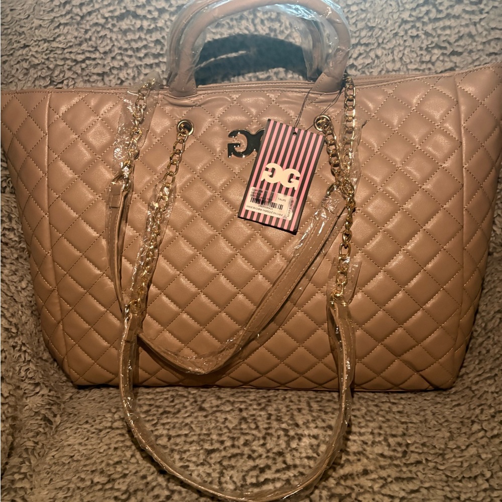 Quilted Tote Handbag in Blush